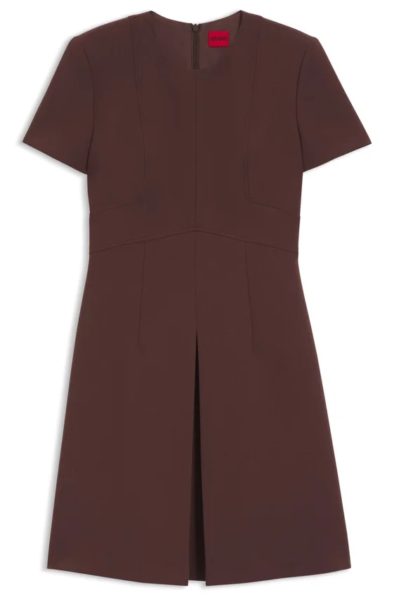Pleat-front dress with short sleeves Pleat-front dress with short sleeves
