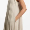 Plissé-pleat dress with halterneck Plissé-pleat dress with halterneck