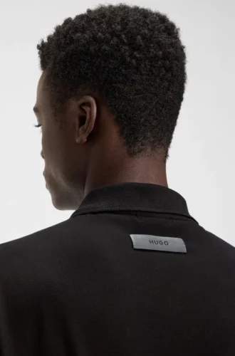 Polo shirt in mercerised stretch-cotton piqué