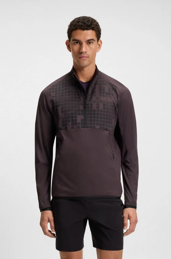 Printed-graphic sweatshirt with quick-dry performance Printed-graphic sweatshirt with quick-dry performance