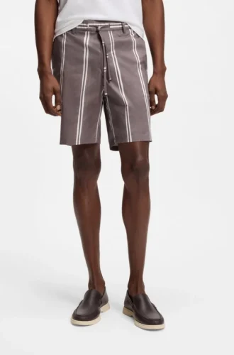 Printed-pattern shorts in stretch cotton