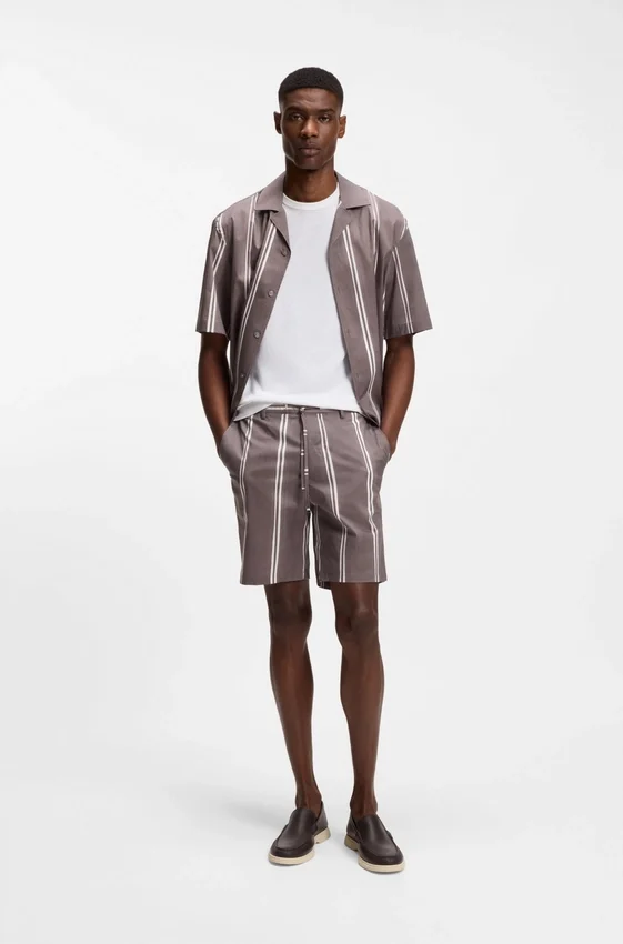 Printed-pattern shorts in stretch cotton Printed-pattern shorts in stretch cotton