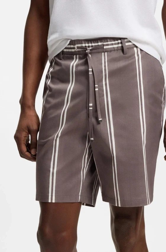 Printed-pattern shorts in stretch cotton Printed-pattern shorts in stretch cotton