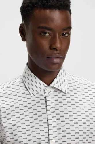 Printed slim-fit shirt in cotton poplin