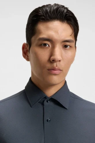 Printed slim-fit shirt in performance-stretch fabric