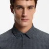 Printed slim-fit shirt in performance-stretch jersey