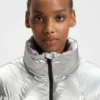 Puffer jacket with silicone logo badge