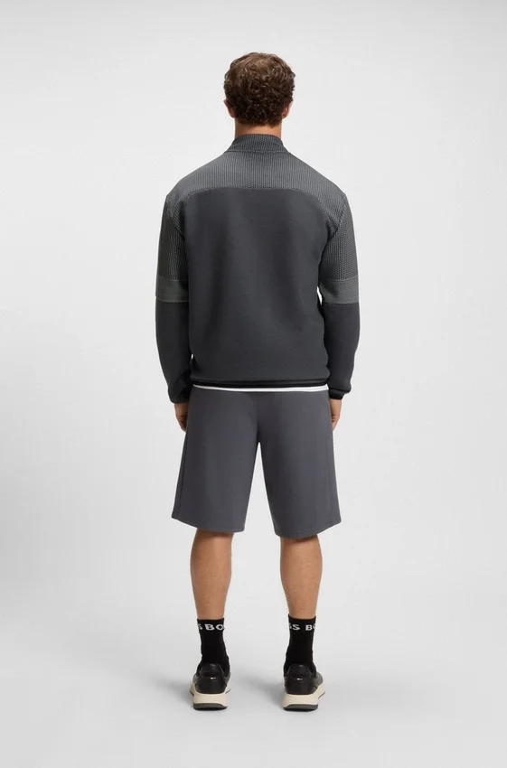 Quilted-jacquard sweatshirt in a relaxed fit Quilted-jacquard sweatshirt in a relaxed fit