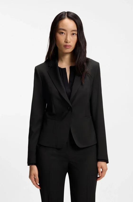 Regular-fit blazer in Italian-made virgin wool Regular-fit blazer in Italian-made virgin wool