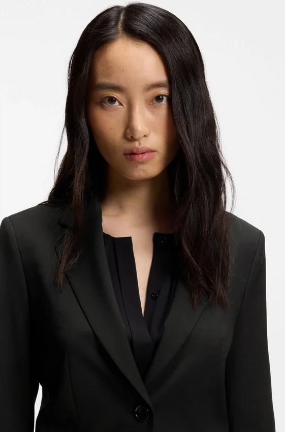Regular-fit blazer in Italian-made virgin wool Regular-fit blazer in Italian-made virgin wool