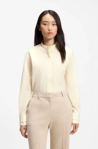 Regular-fit blouse in cotton poplin with concealed placket