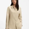 Regular-fit blouse with concealed closure