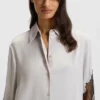 Regular-fit blouse with lace details