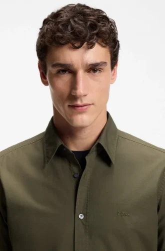 Regular-fit shirt in cotton poplin