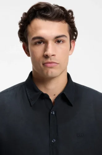 Regular-fit shirt in linen