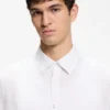 Regular-fit shirt in linen
