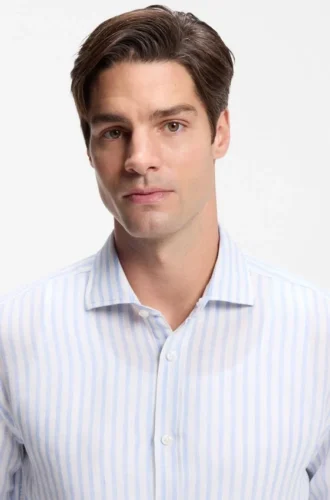 Regular-fit shirt in striped linen