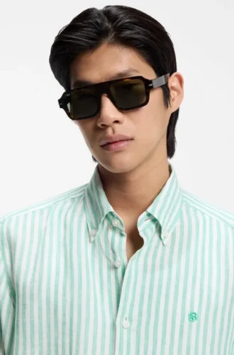 Regular-fit shirt in striped linen