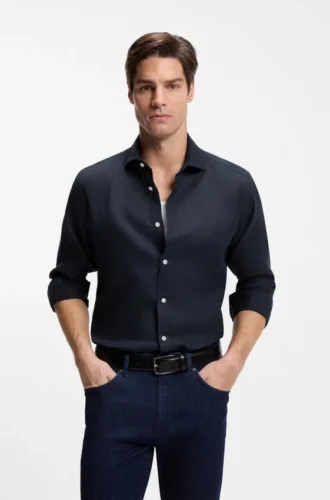 Regular-fit shirt in washed linen