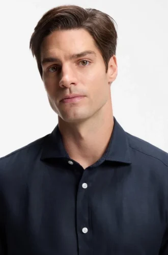 Regular-fit shirt in washed linen