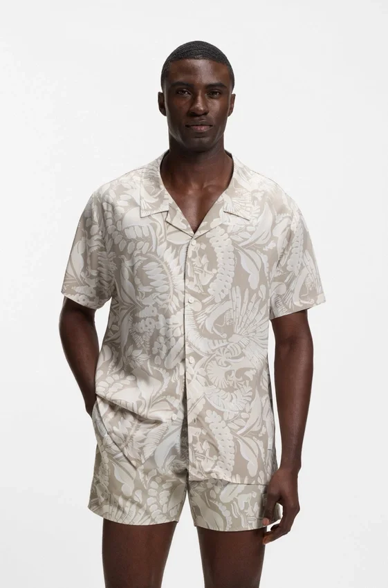 Regular-fit shirt with all-over print Regular-fit shirt with all-over print