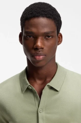 Regular-fit shirt with knitted structure