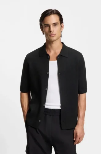 Regular-fit shirt with ribbed structure