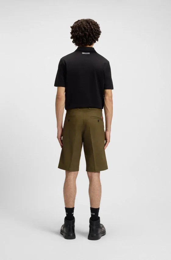 Regular-fit shorts in mercerised stretch cotton Regular-fit shorts in mercerised stretch cotton