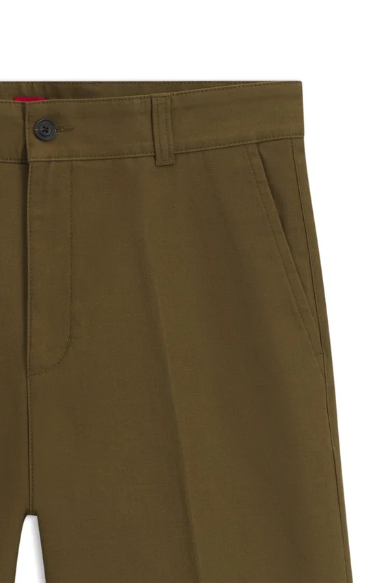 Regular-fit shorts in mercerised stretch cotton Regular-fit shorts in mercerised stretch cotton