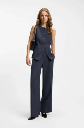 Regular-fit trousers in virgin wool