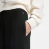Regular-fit trousers with cargo pockets