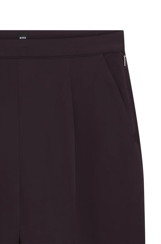 Regular-fit trousers with tapered leg Regular-fit trousers with tapered leg