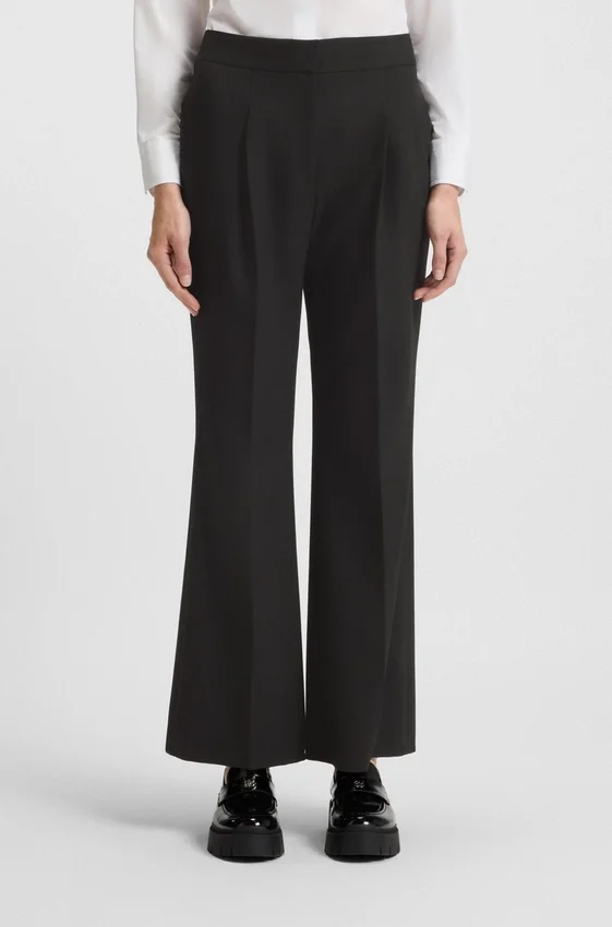Regular-fit trousers with wide leg Regular-fit trousers with wide leg