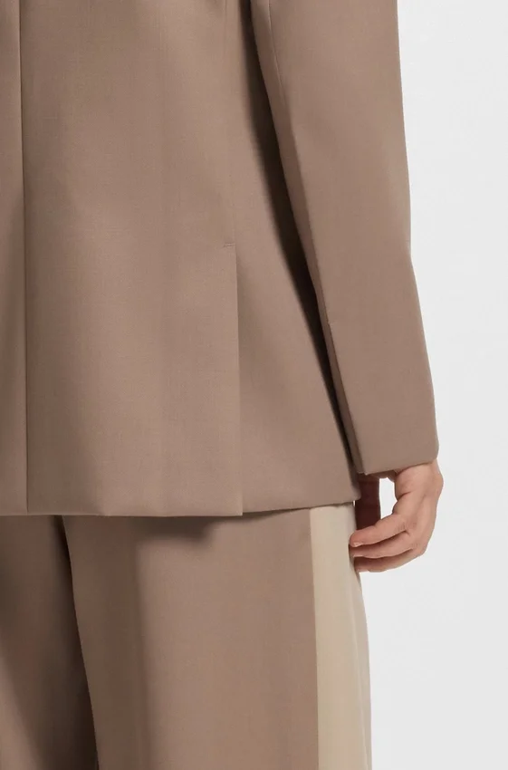Relaxed-fit blazer with colour-blocked lapel Relaxed-fit blazer with colour-blocked lapel