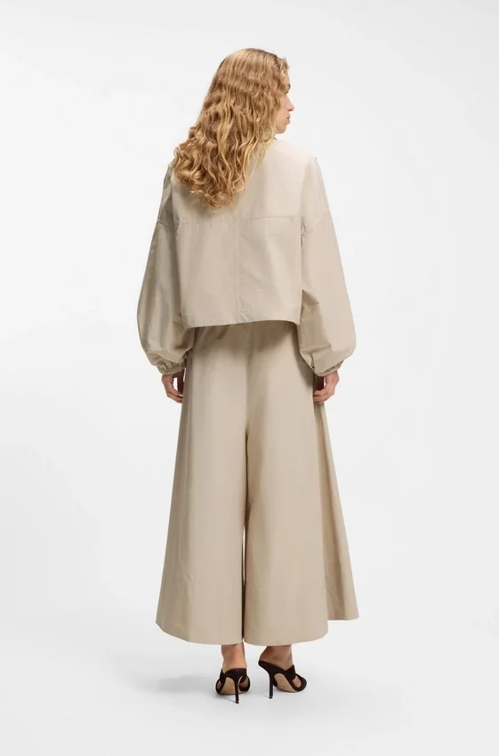 Relaxed-fit blouse in a cotton blend Relaxed-fit blouse in a cotton blend