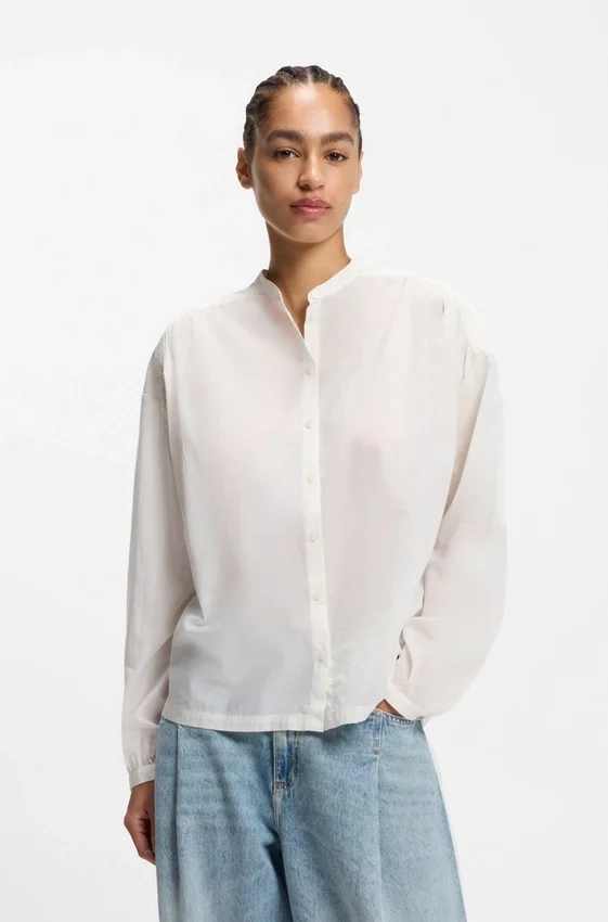 Relaxed-fit blouse in cotton muslin Relaxed-fit blouse in cotton muslin