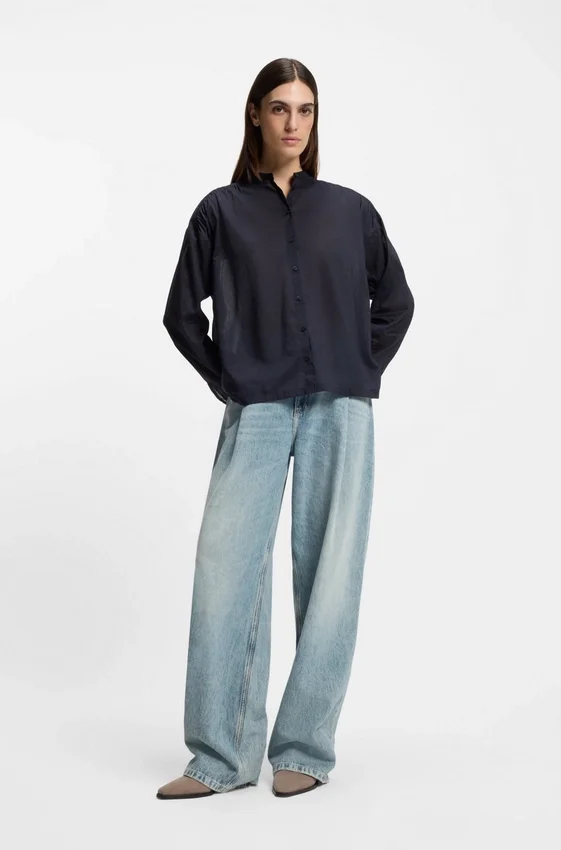 Relaxed-fit blouse in cotton muslin Relaxed-fit blouse in cotton muslin