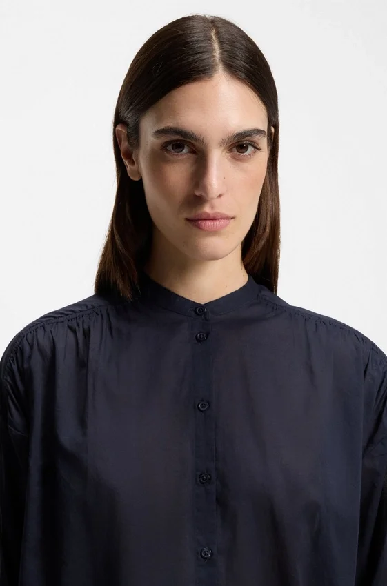 Relaxed-fit blouse in cotton muslin Relaxed-fit blouse in cotton muslin