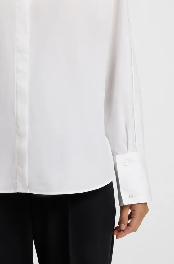 Relaxed-fit blouse in cotton poplin Relaxed-fit blouse in cotton poplin