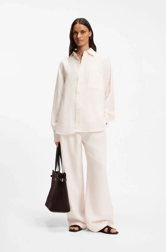 Relaxed-fit blouse with chest pocket Relaxed-fit blouse with chest pocket