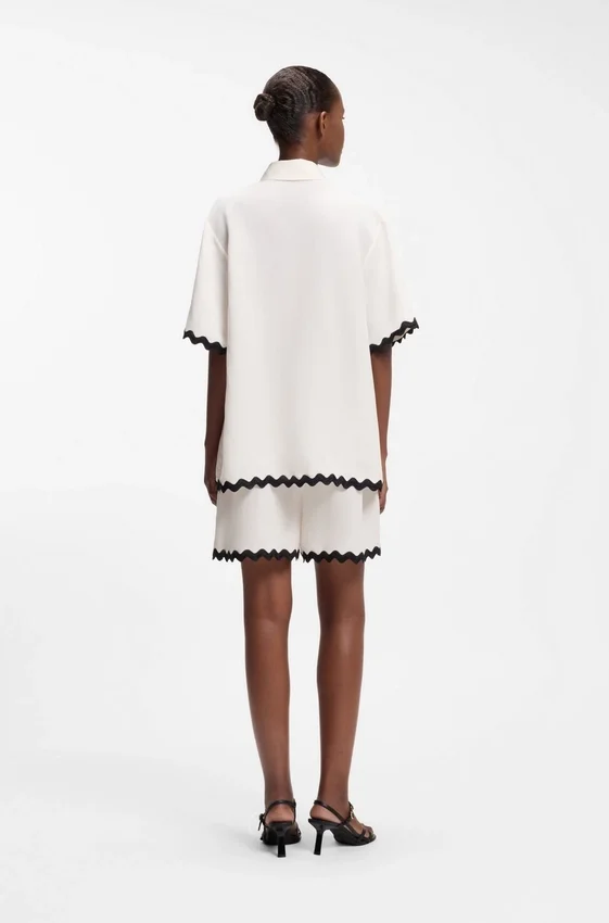 Relaxed-fit blouse with contrast zigzag tape Relaxed-fit blouse with contrast zigzag tape