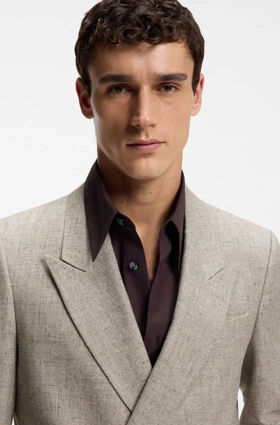 Relaxed-fit double-breasted blazer with micro pattern Relaxed-fit double-breasted blazer with micro pattern