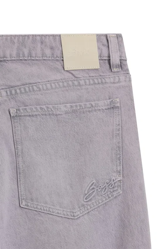 Relaxed-fit jeans with wide leg Relaxed-fit jeans with wide leg