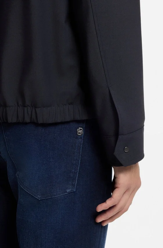 Relaxed-fit overshirt in a wool blend Relaxed-fit overshirt in a wool blend