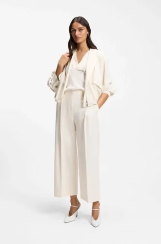 Relaxed-fit pants with pleat front