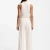 Relaxed-fit pants with pleat front