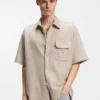 Relaxed-fit shirt in a waffle-structured cotton Relaxed-fit shirt in a waffle-structured cotton