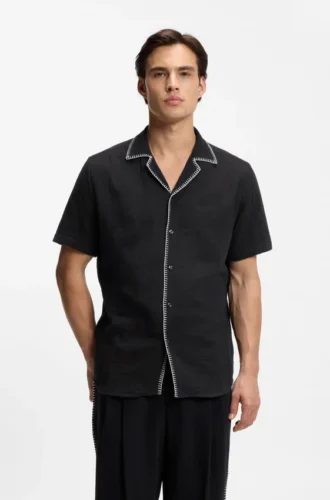 Relaxed-fit shirt in cotton seersucker