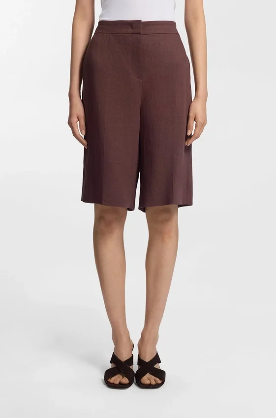 Relaxed-fit shorts in a linen blend Relaxed-fit shorts in a linen blend