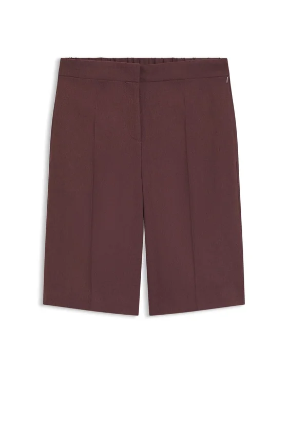 Relaxed-fit shorts in a linen blend Relaxed-fit shorts in a linen blend